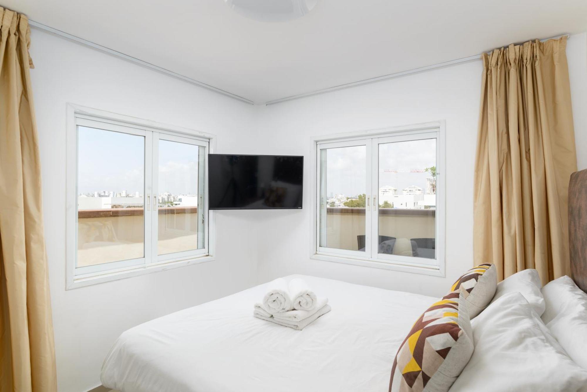 Penthouse With Panoramic View By Feelhome Tel Aviv Buitenkant foto